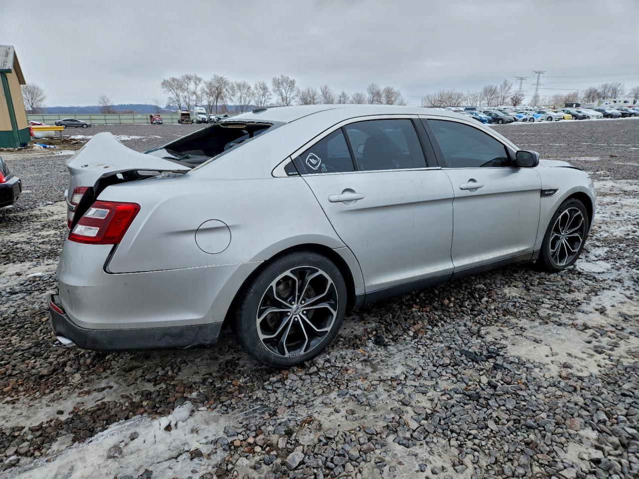 Ford Taurus Sho Image 9