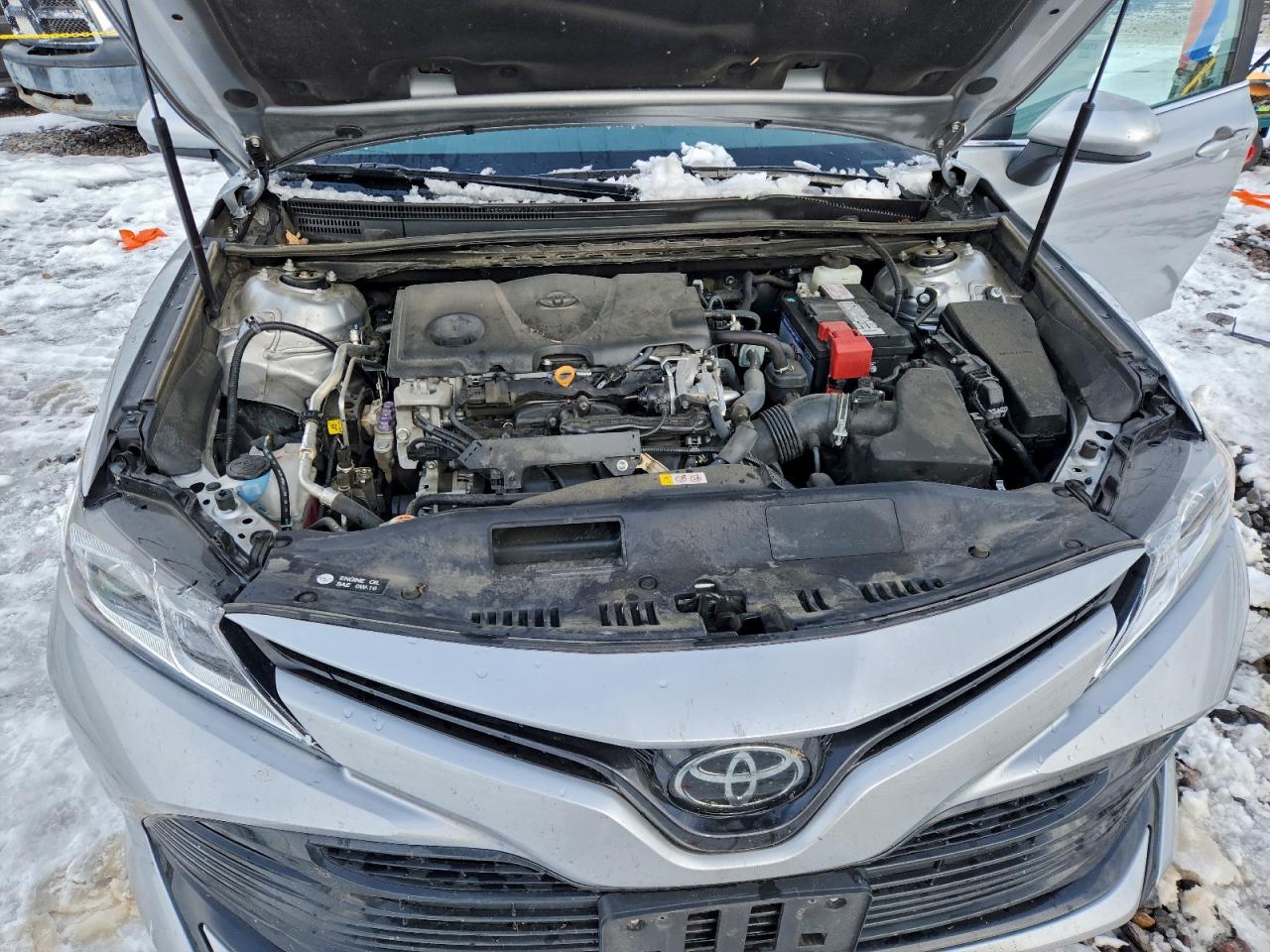 Toyota Camry Le Image 2
