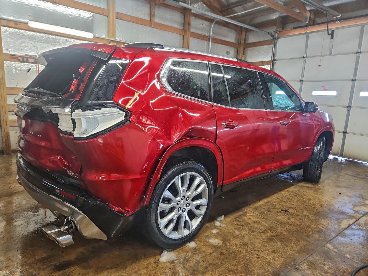 GMC Acadia Denali Image 6