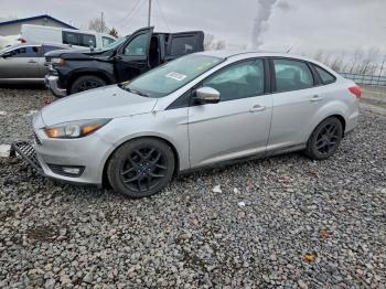  Salvage Ford Focus
