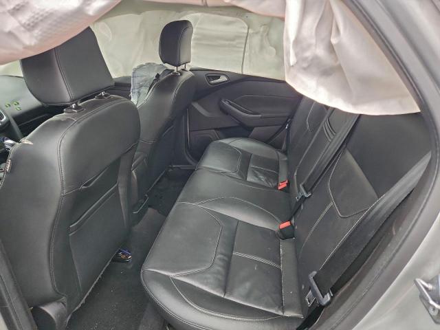 Ford Focus Se Image 11