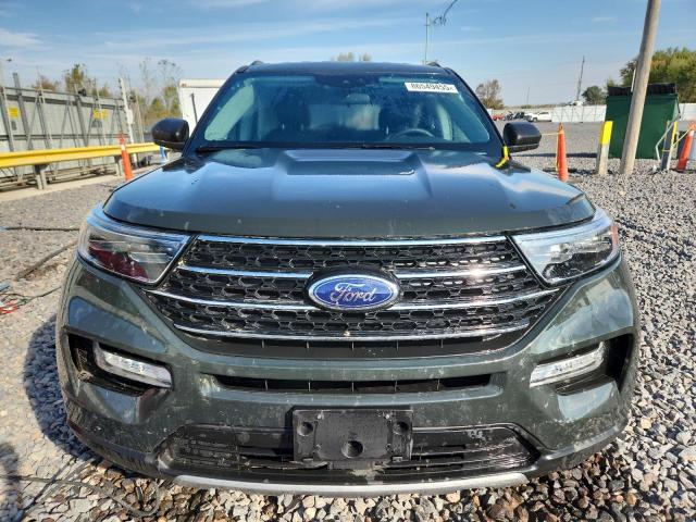 Ford Explorer Xlt Image 8