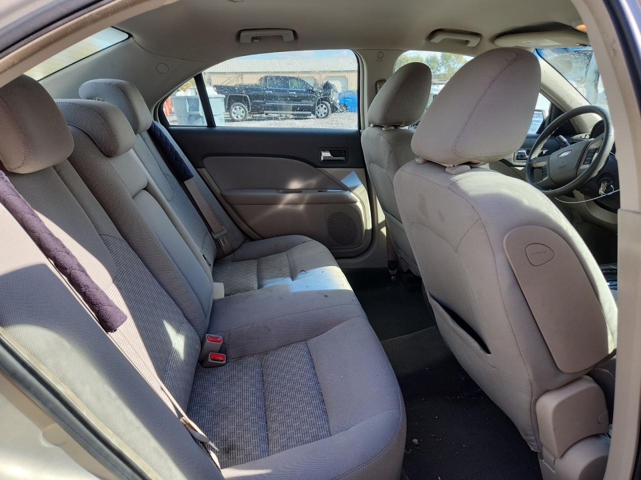 Ford Fusion Se Image 8