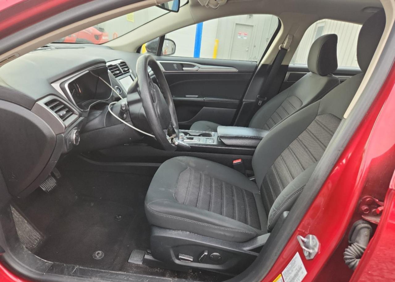 Ford Fusion Se Image 9