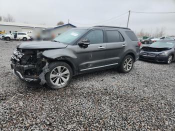  Salvage Ford Explorer