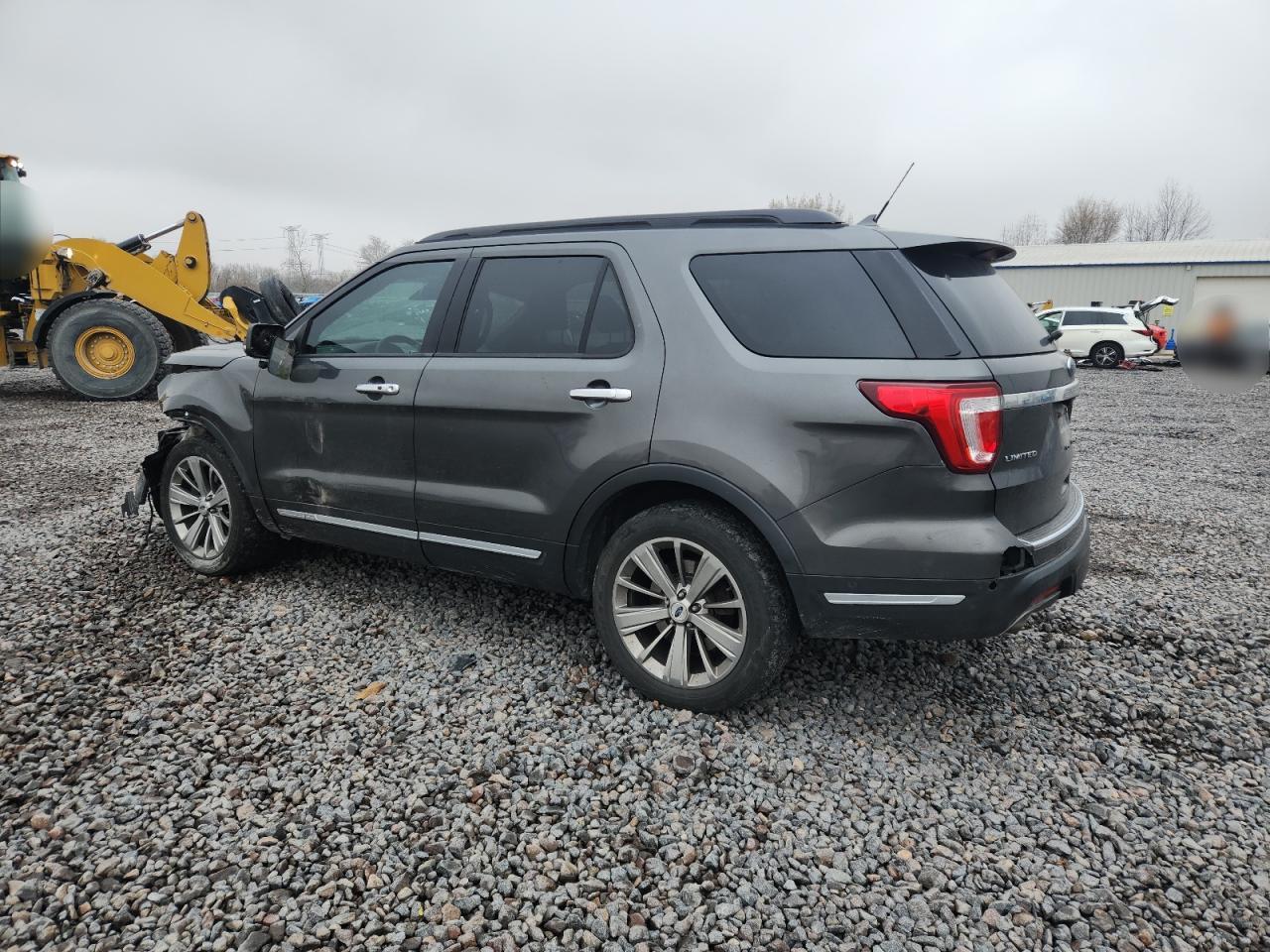 Ford Explorer Limited Image 2