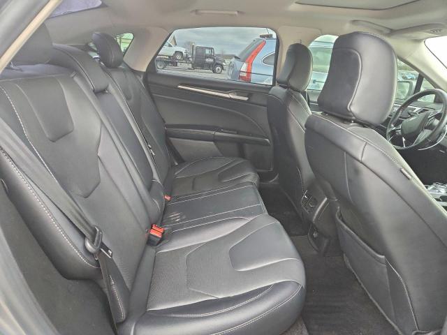 Ford Fusion Titanium Image 9