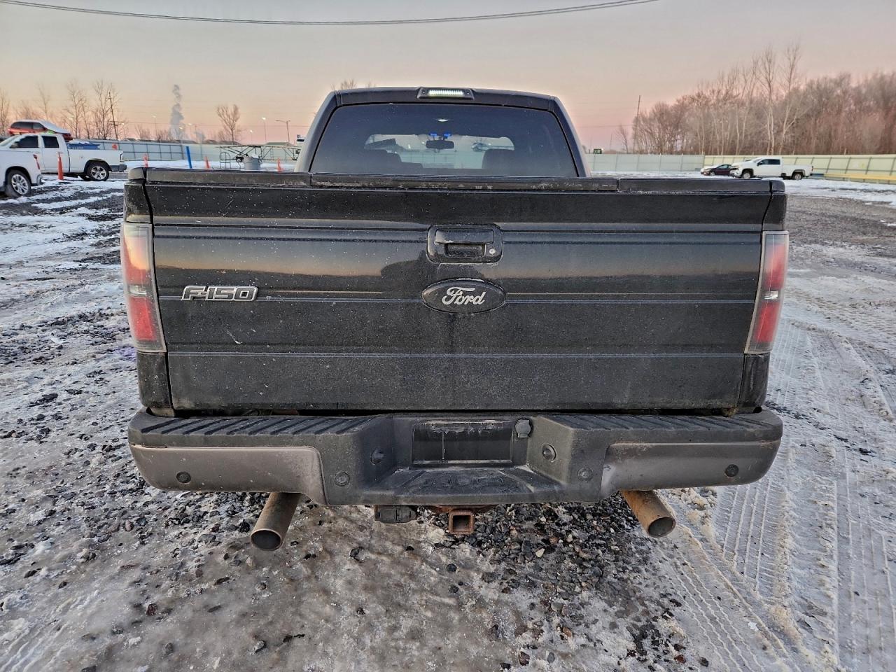 Ford F-150 Supercrew Image 5