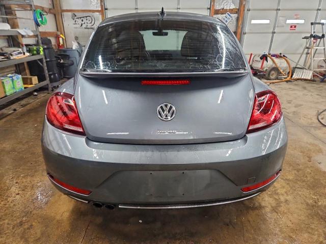 Volkswagen Beetle Se Image 12