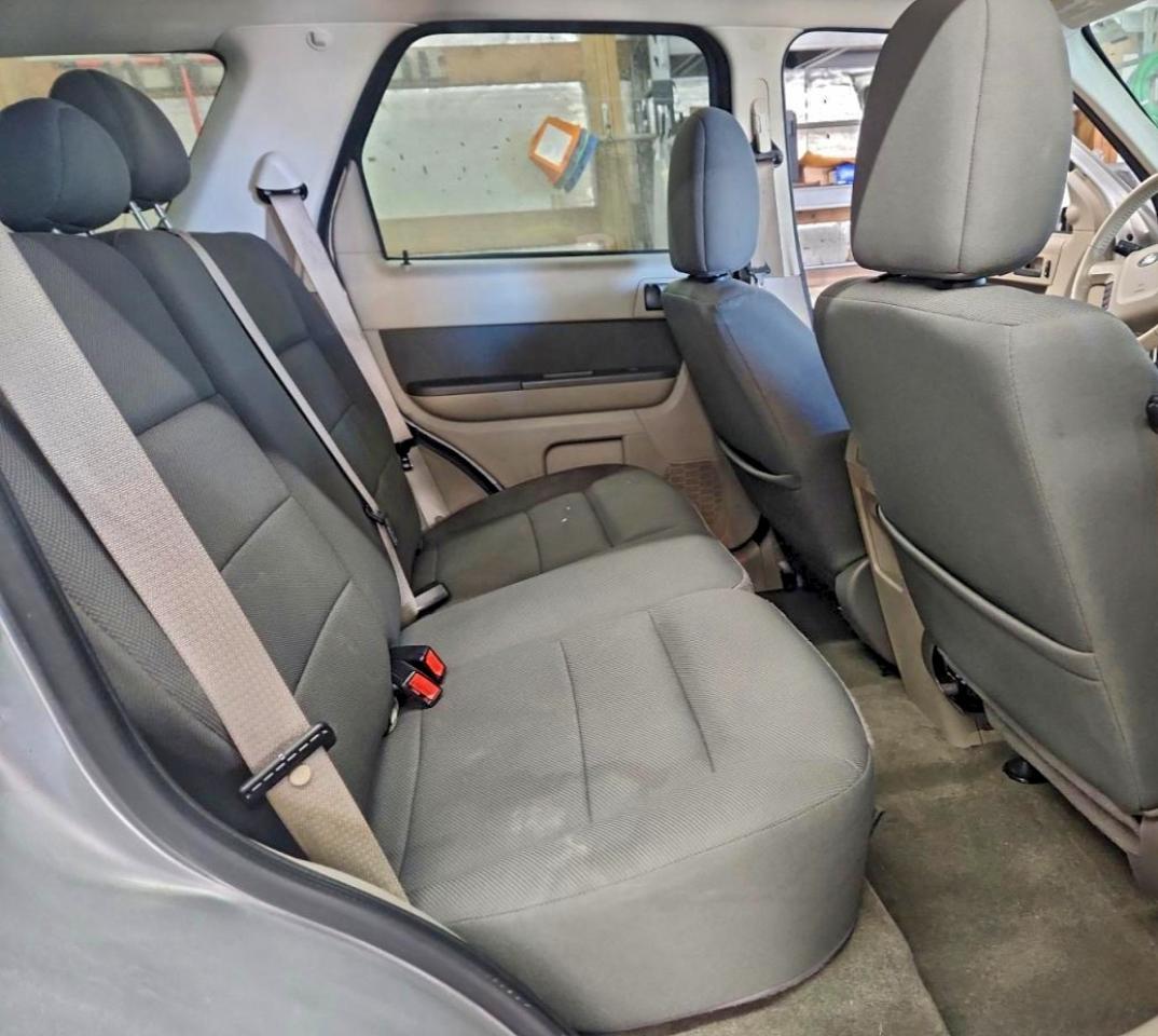 Ford Escape Xlt Image 4