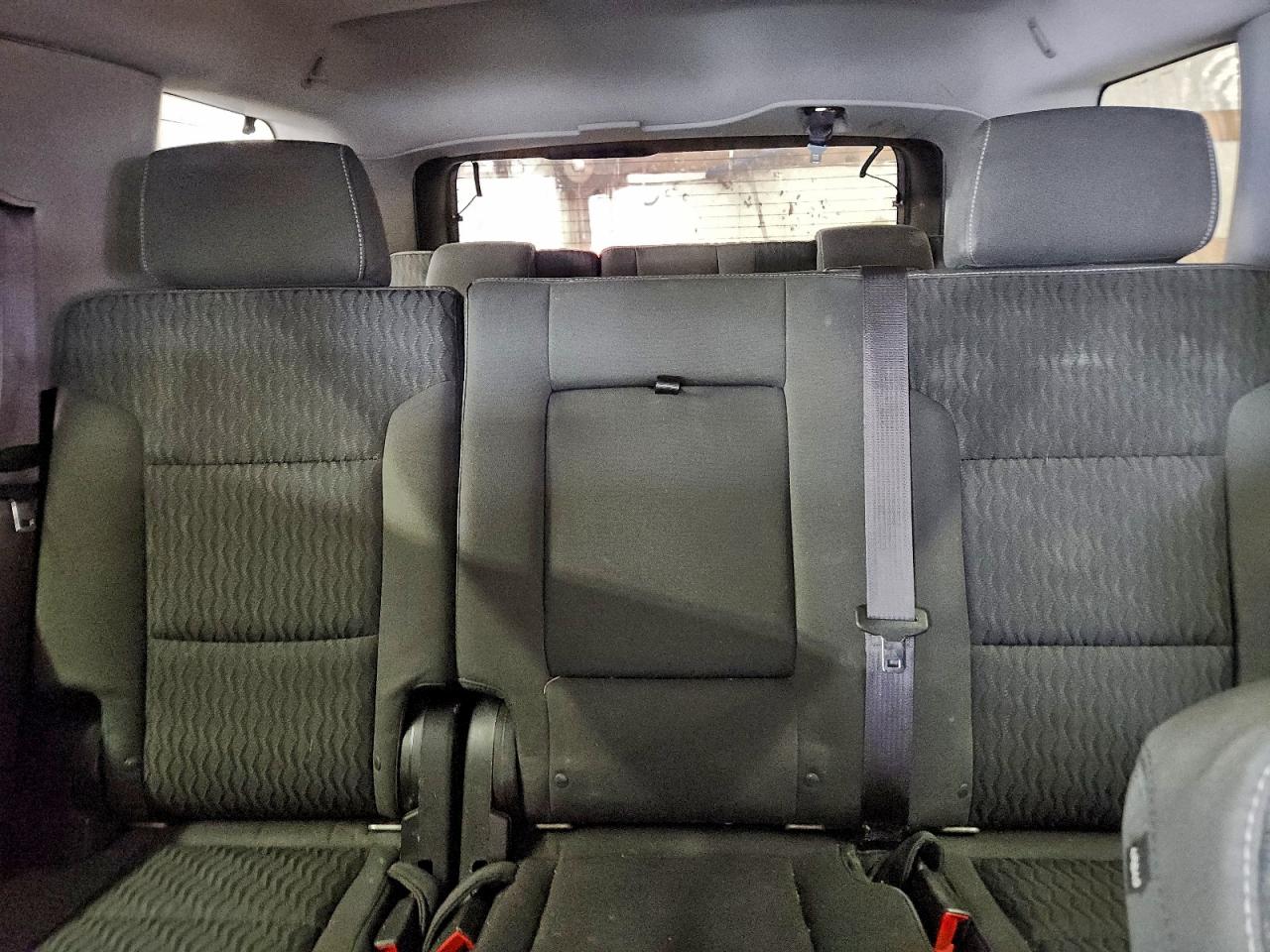 Chevrolet Tahoe K1500 Ls Image 13