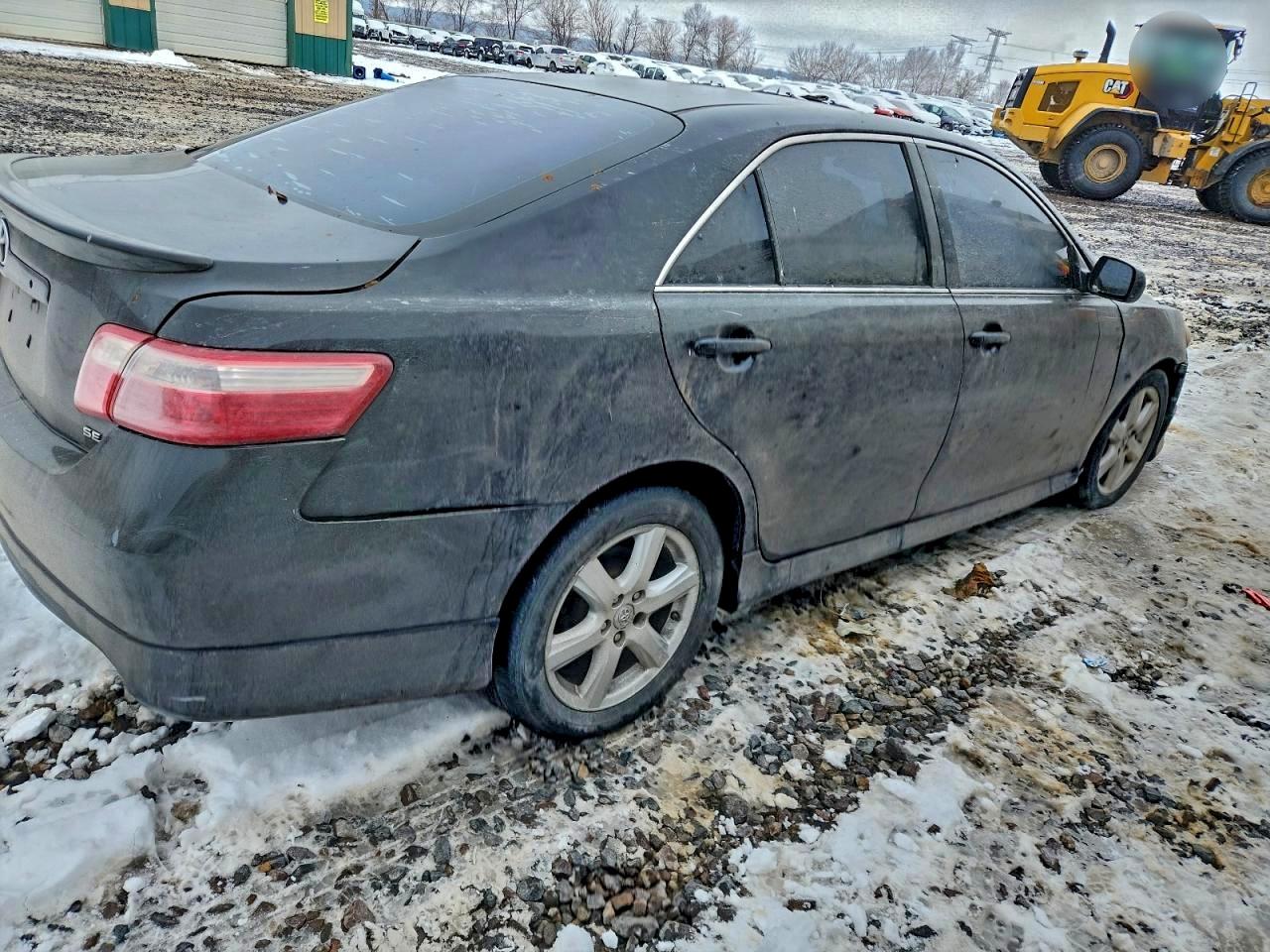 Toyota Camry Ce Image 2