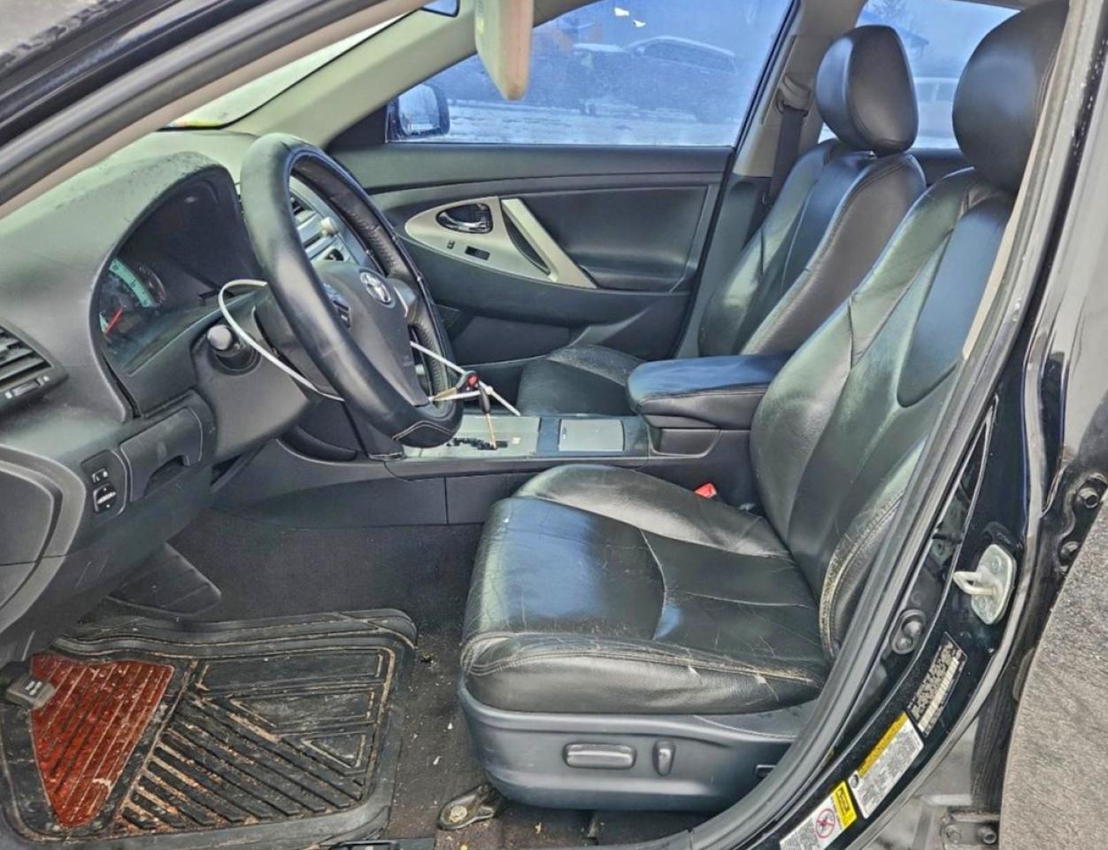 Toyota Camry Ce Image 11