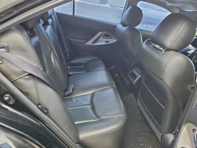 Toyota Camry Ce Image 12