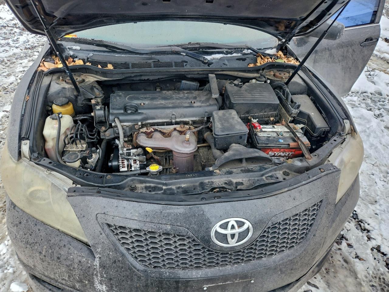 Toyota Camry Ce Image 8