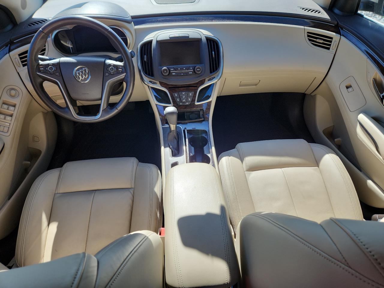 Buick LaCrosse Image 7