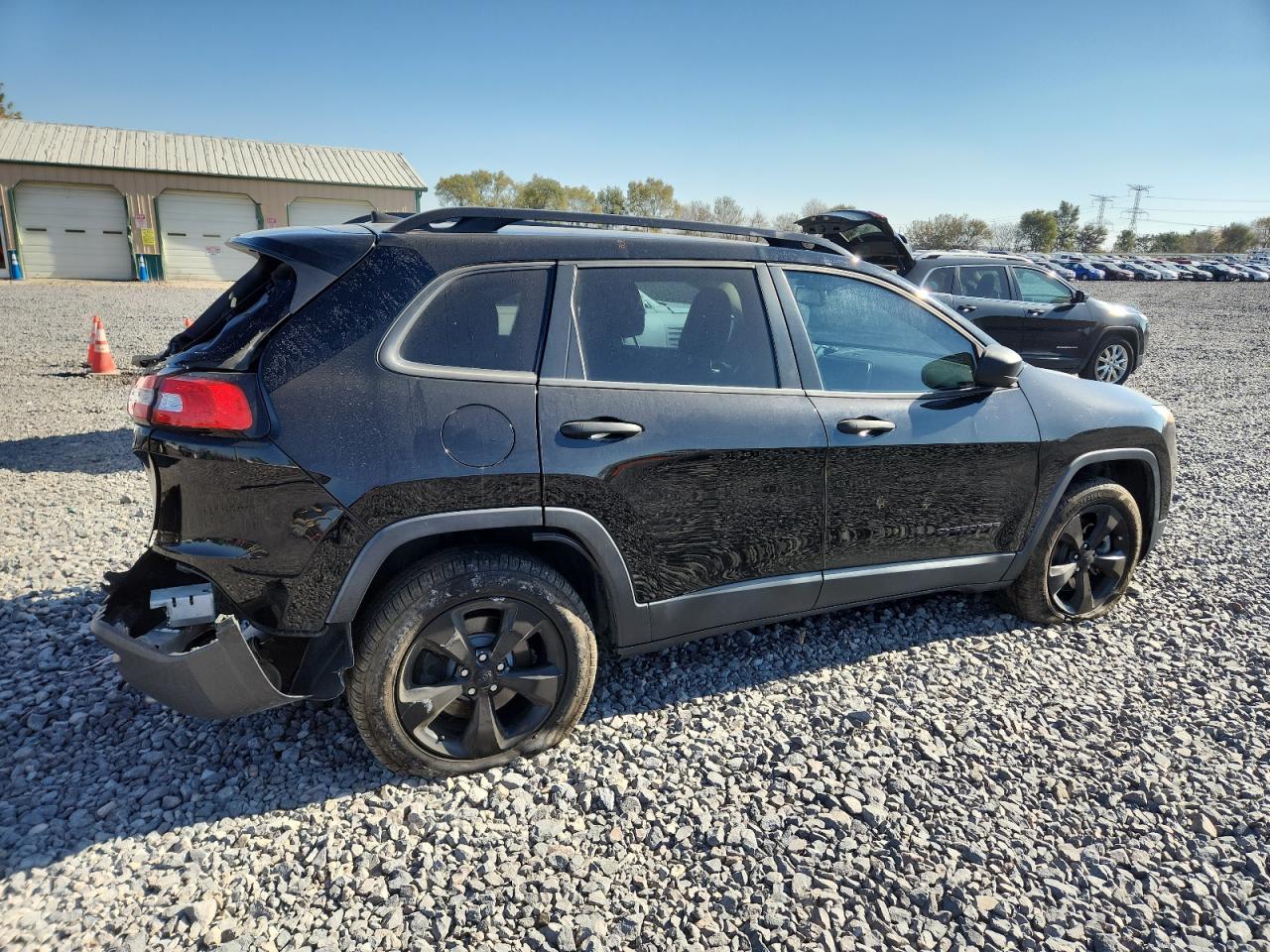 Jeep Grand Cherokee Sport Image 8