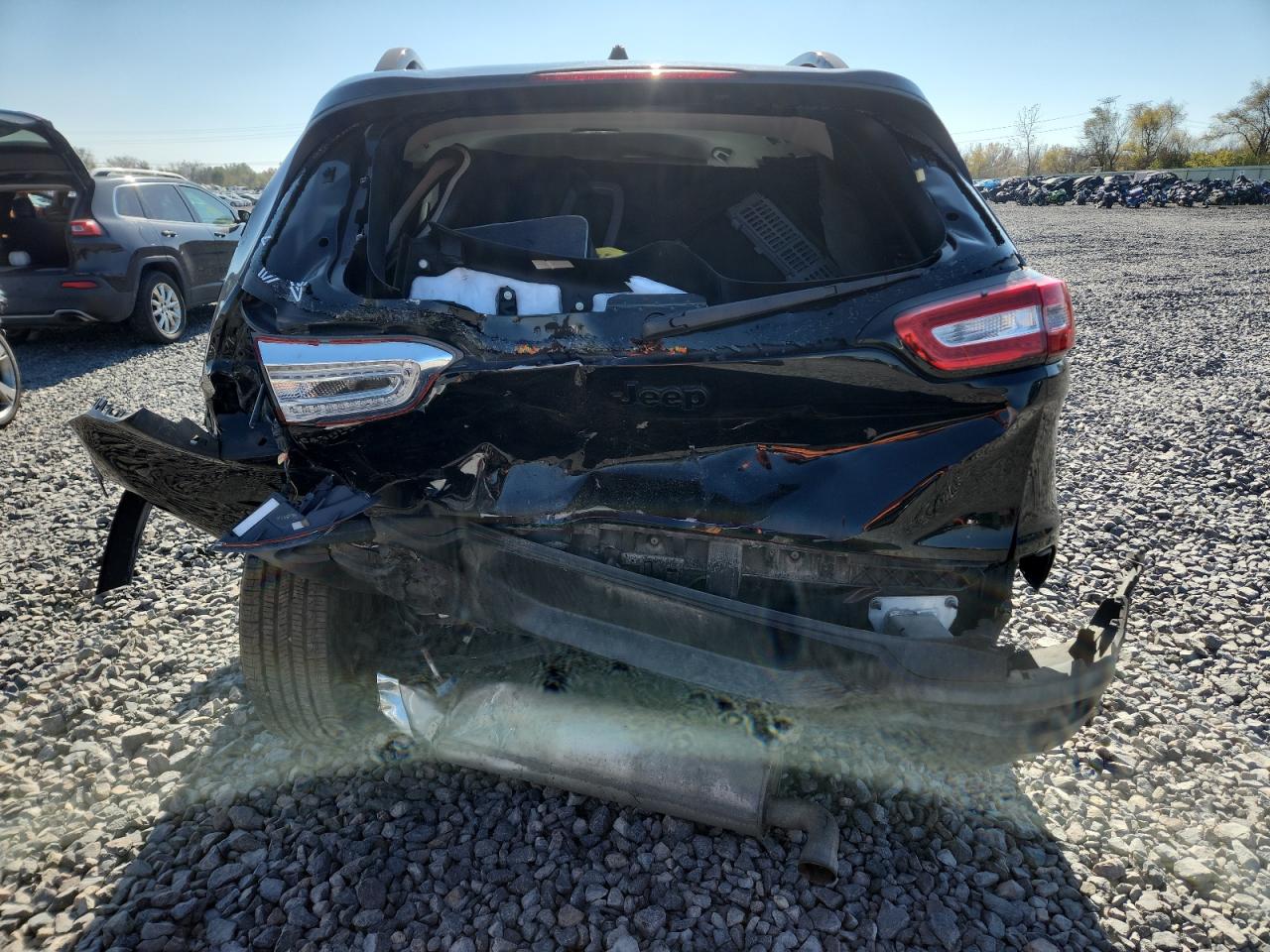 Jeep Grand Cherokee Sport Image 5