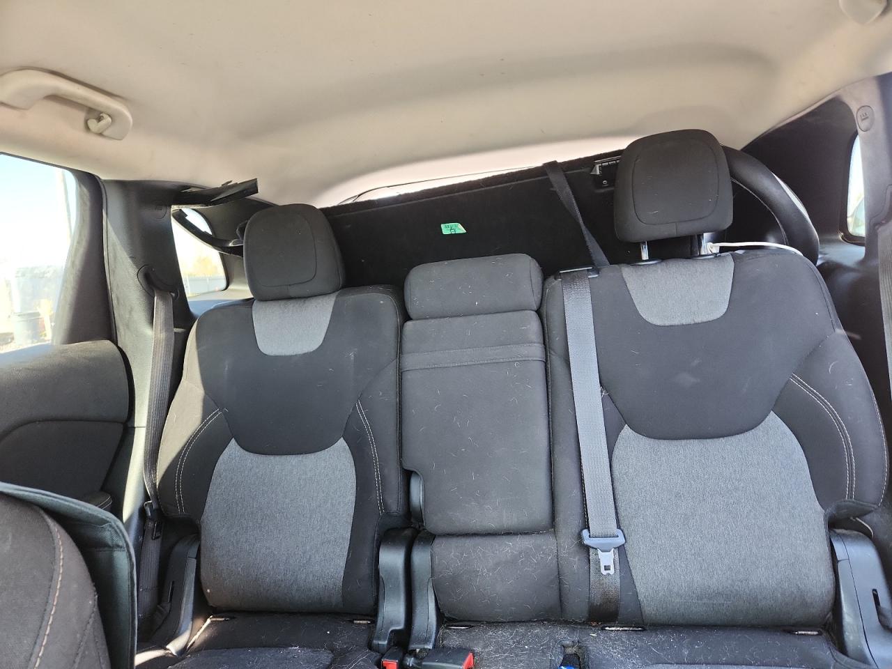 Jeep Grand Cherokee Sport Image 14