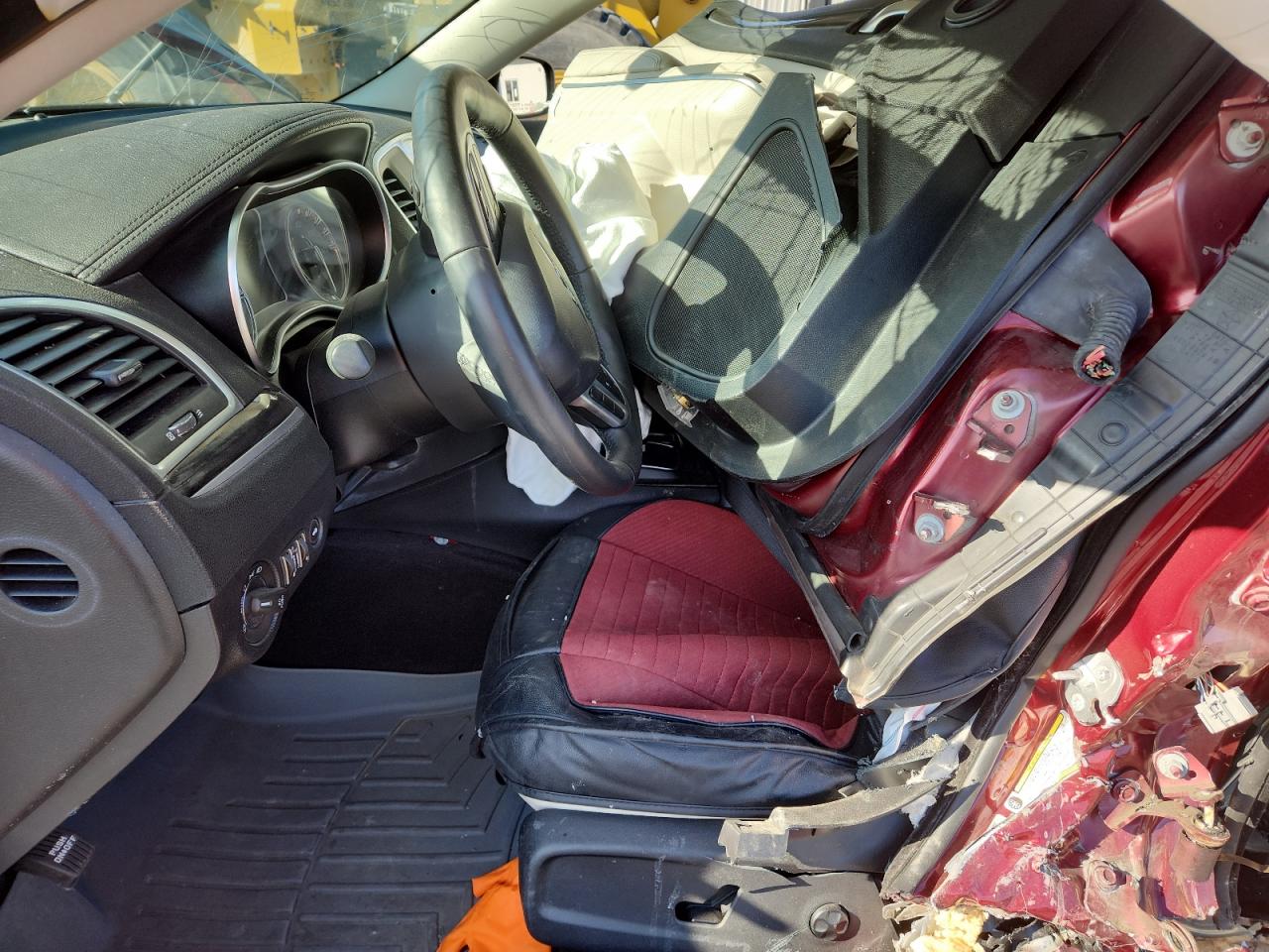 Chrysler 300 Touring Image 12