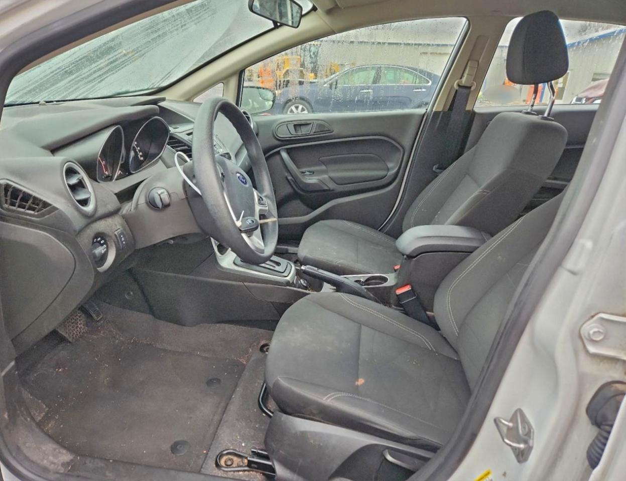 Ford Fiesta Se Image 8