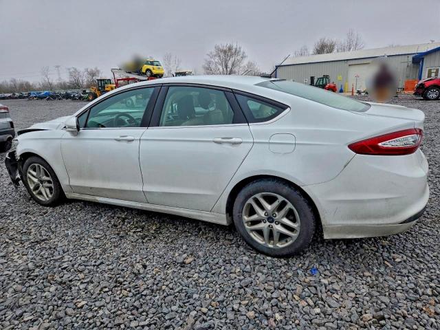 Ford Fusion Se Image 4