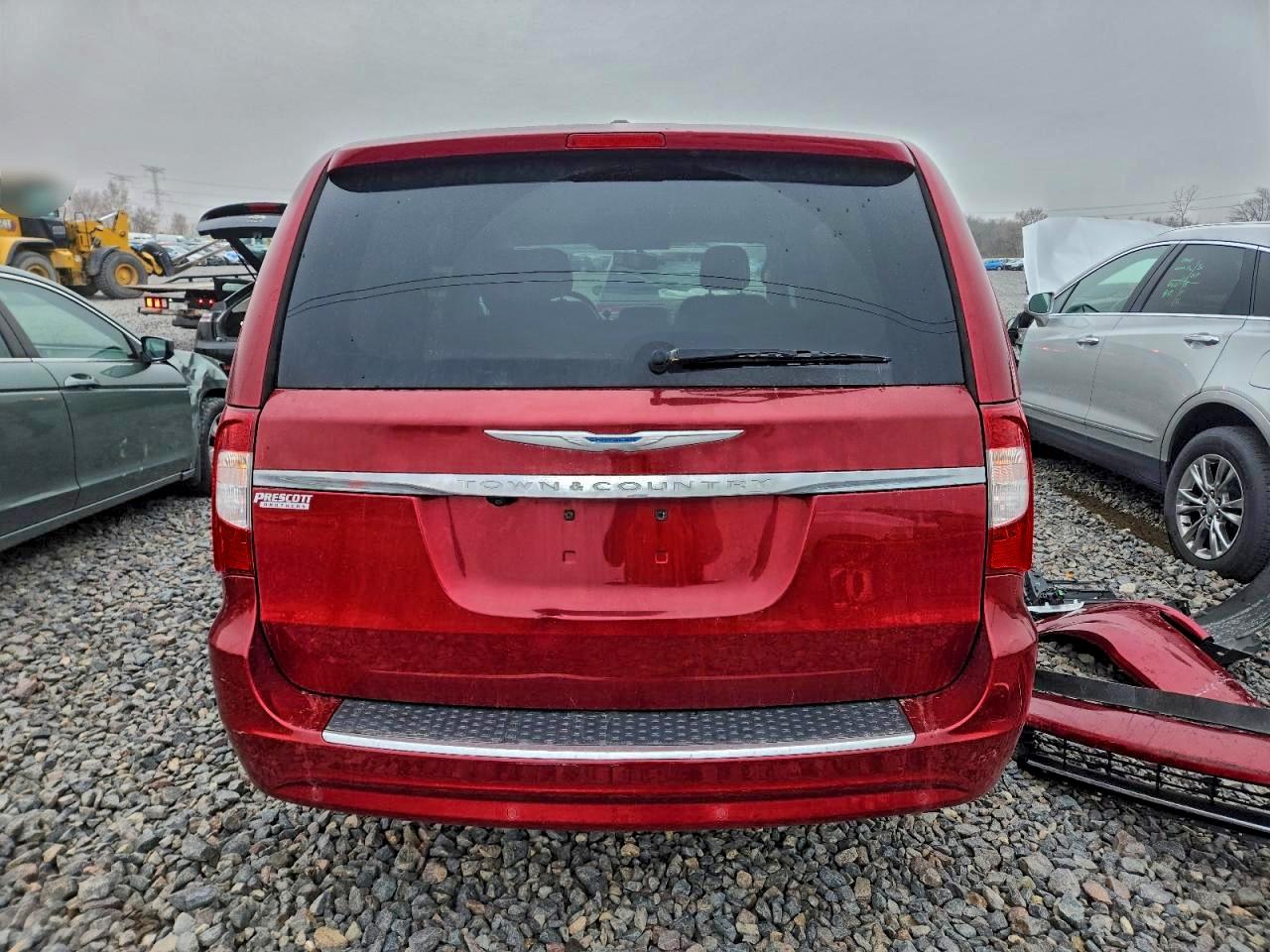 Chrysler Minivan Touring L Image 5