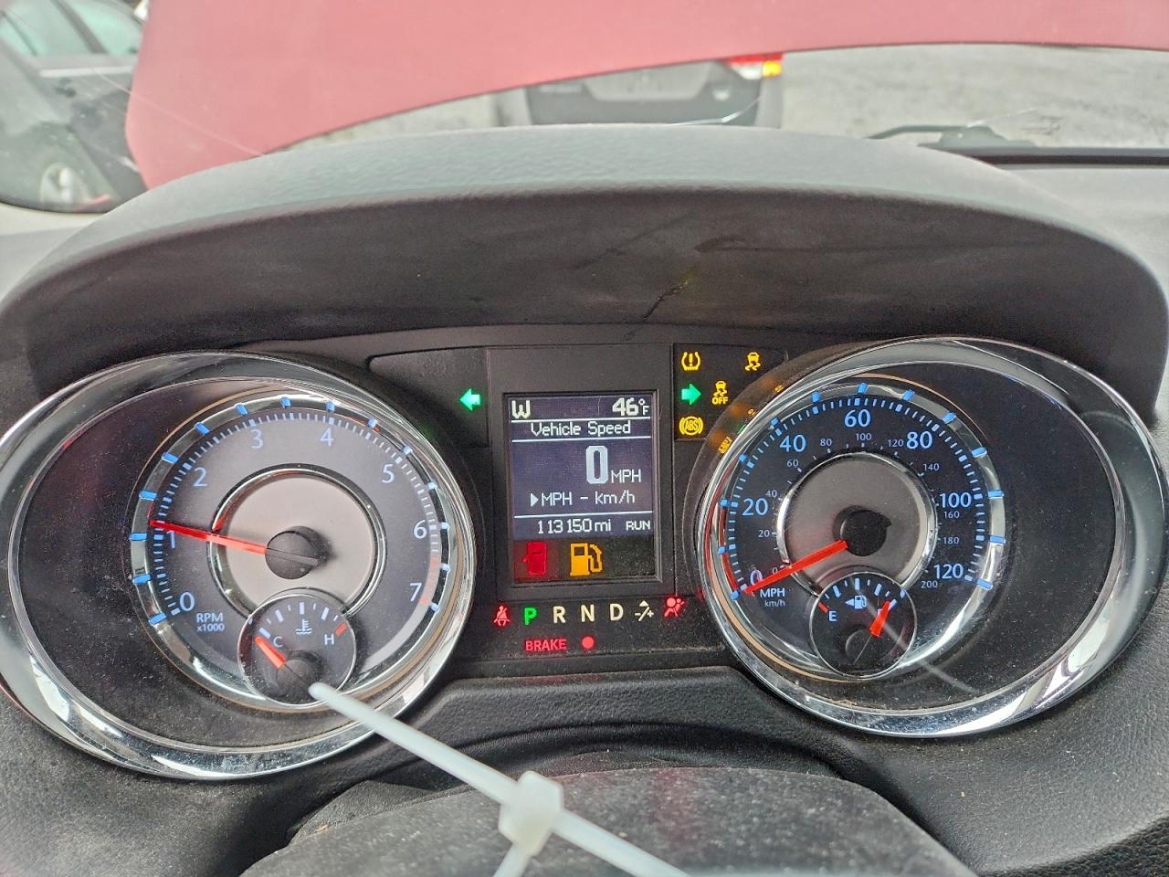 Chrysler Minivan Touring L Image 7