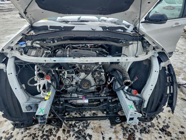 Ford Explorer Limited Image 13