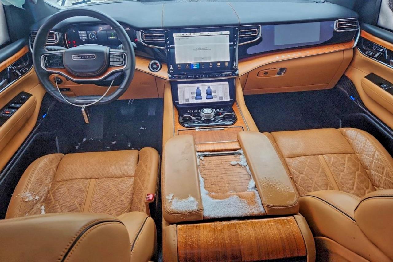 Jeep Grand Wagoneer Series Iii Image 11