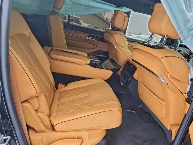 Jeep Grand Wagoneer Series Iii Image 7