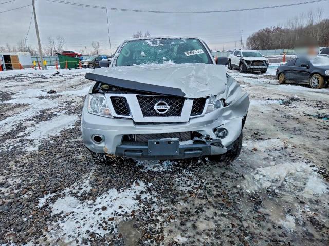 Nissan Frontier S Image 6