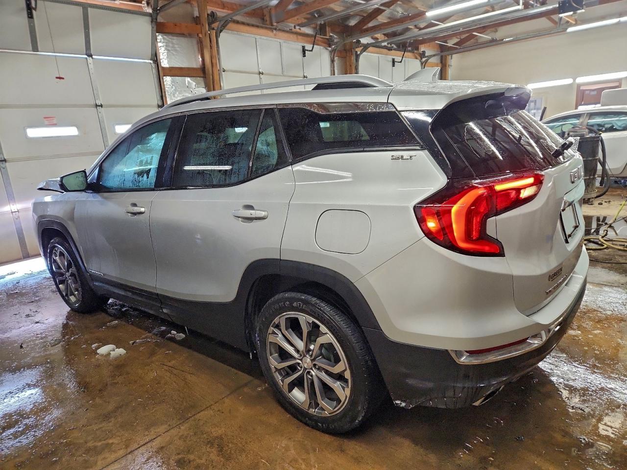 GMC Terrain Slt Image 3