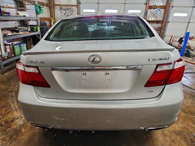 Lexus LS 460 Image 3