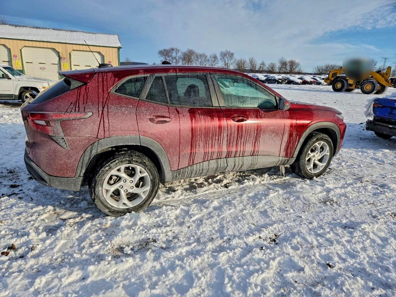 Chevrolet Trax Ls Image 2