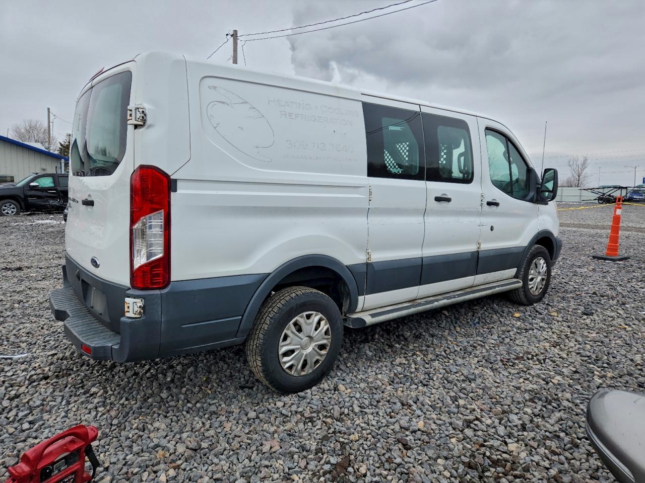 Ford Transit T-250 Image 7