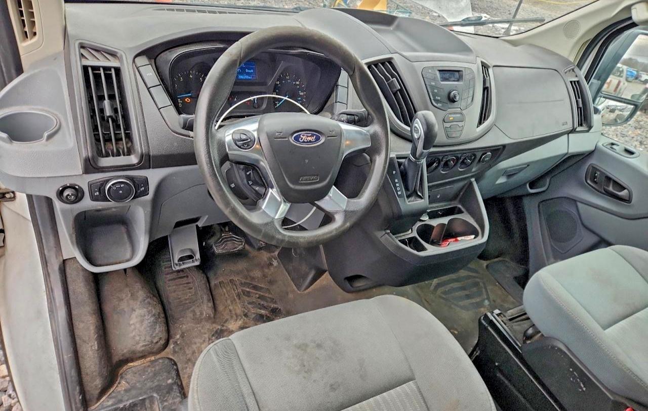 Ford Transit T-250 Image 11