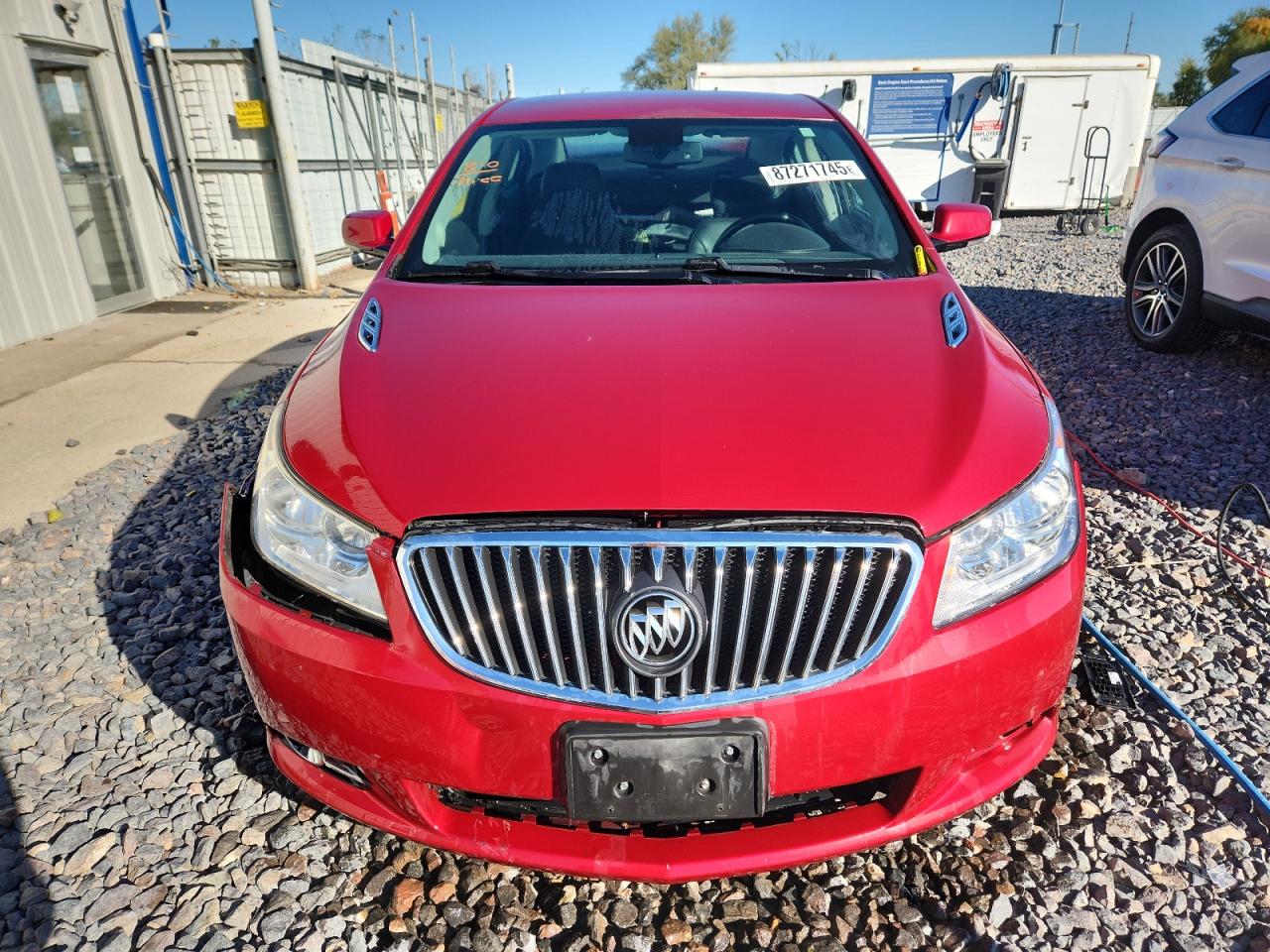 Buick LaCrosse Image 4