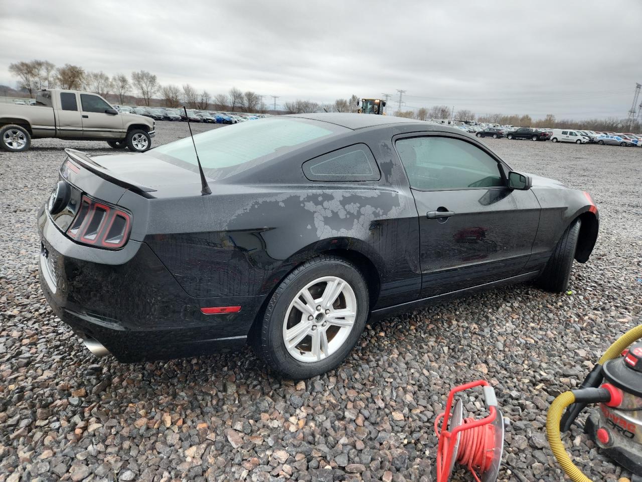 Ford Mustang Image 9