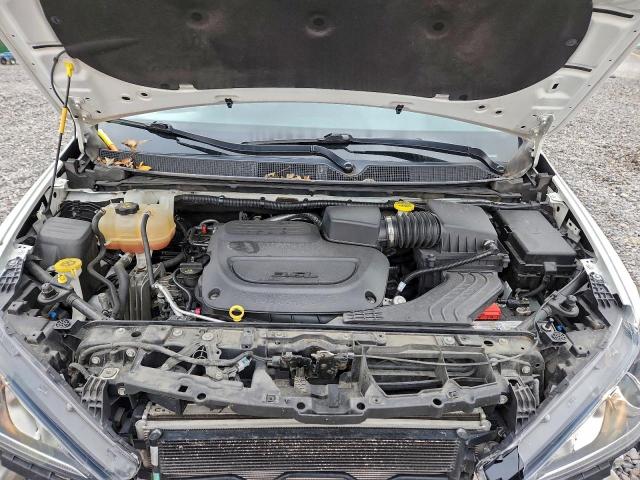 Chrysler Pacifica Touring L Image 12