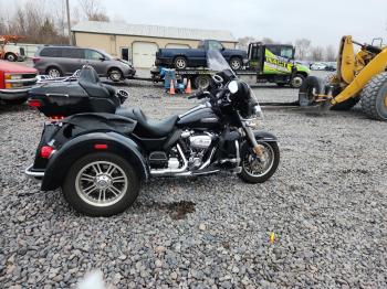  Salvage Harley-Davidson Fl
