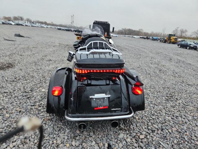 Harley-Davidson Fl Image 5