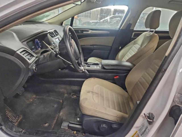 Ford Fusion S Image 9