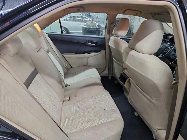 Toyota Camry L Image 4