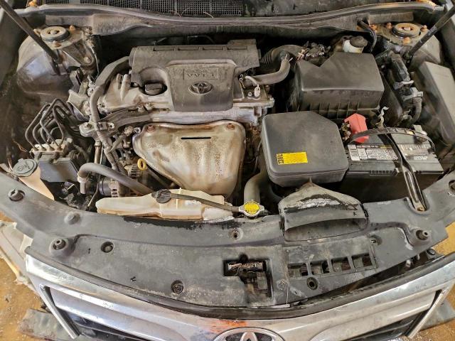 Toyota Camry L Image 10