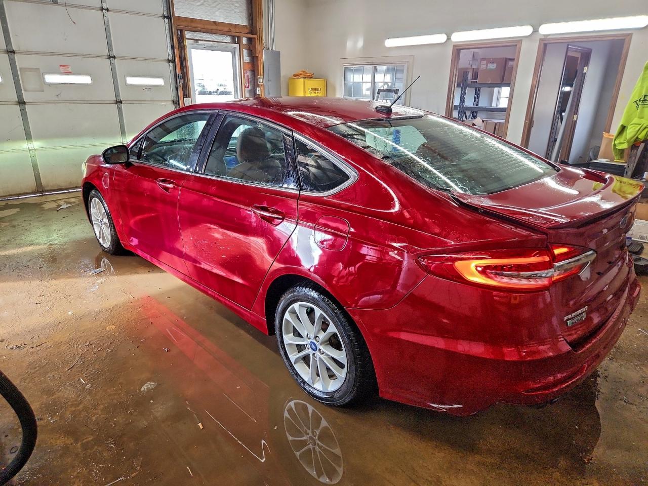 Ford Fusion Titanium Image 4