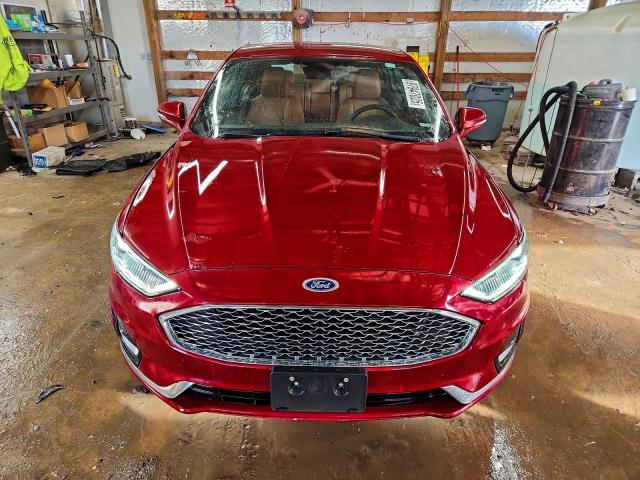 Ford Fusion Titanium Image 11