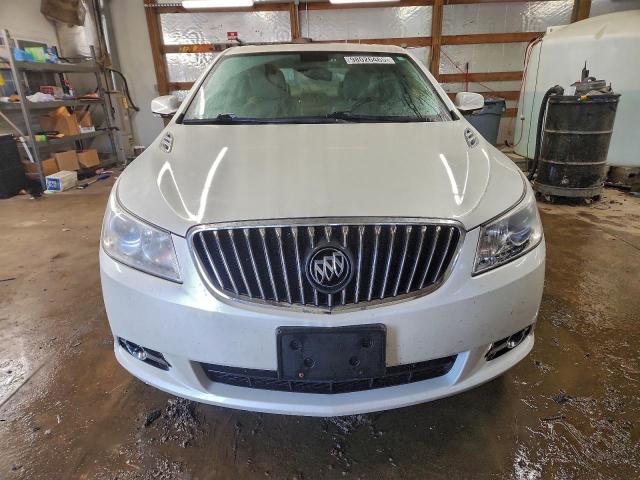 Buick LaCrosse Image 11