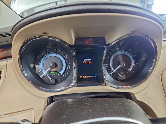 Buick LaCrosse Image 6