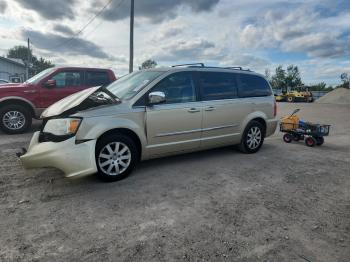  Salvage Chrysler Minivan